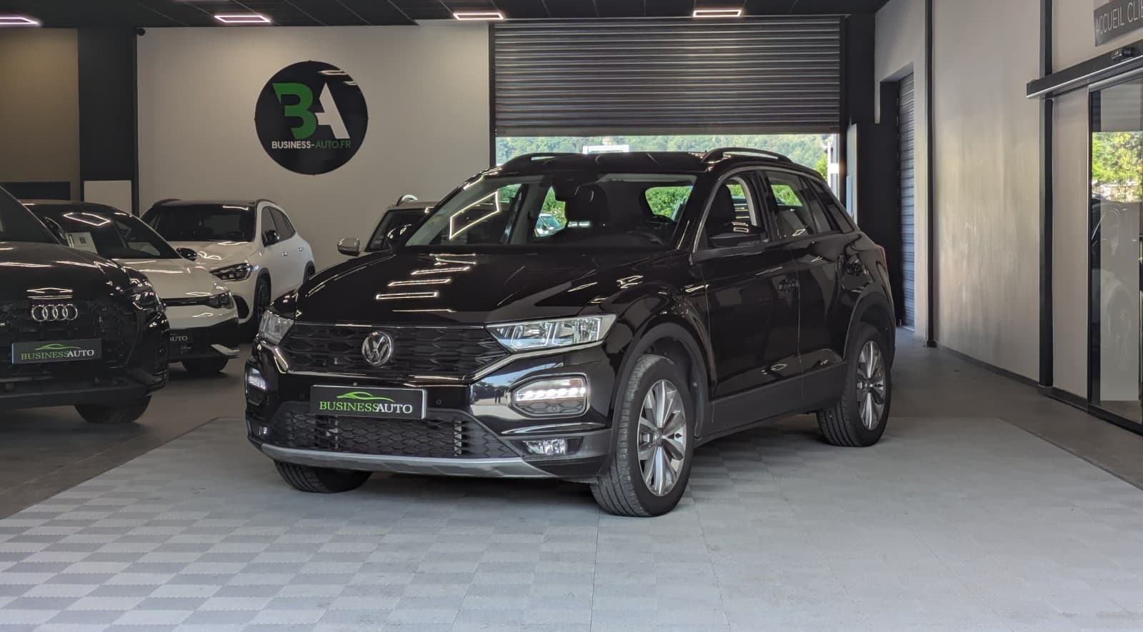 VOLKSWAGEN T-ROC