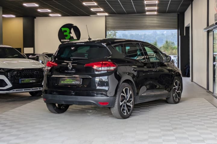 RENAULT SCENIC TCe 140 Energy Intens — photo 10