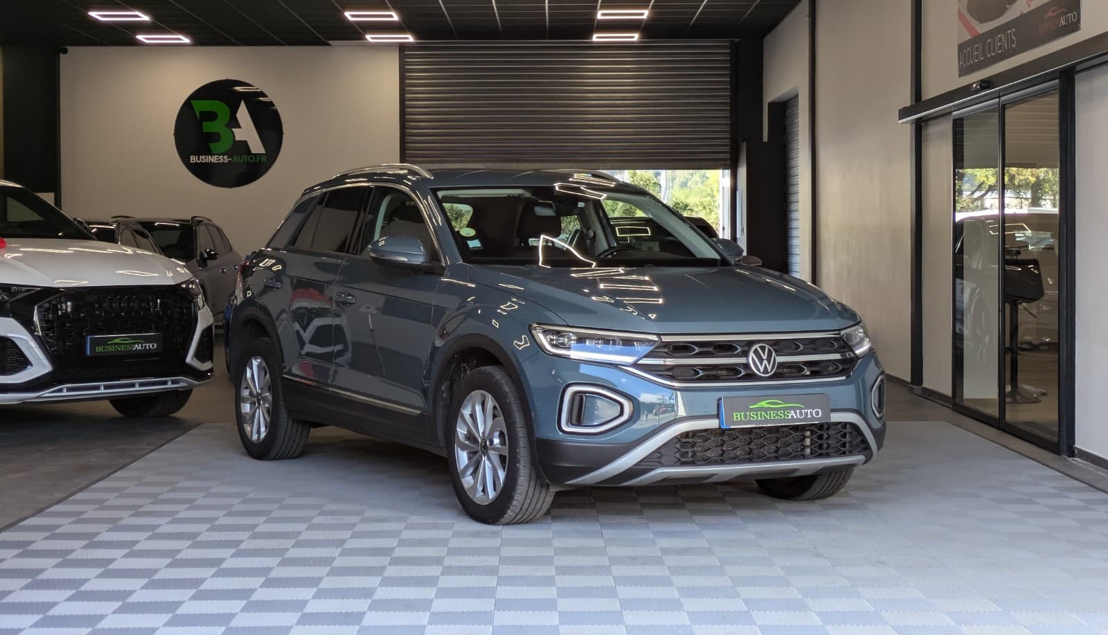 VOLKSWAGEN T-ROC 2.0 TDI 150cv DSG7 4Motion Style / CarPlay / Virtual Cockpit / Camera / TVA — photo 2