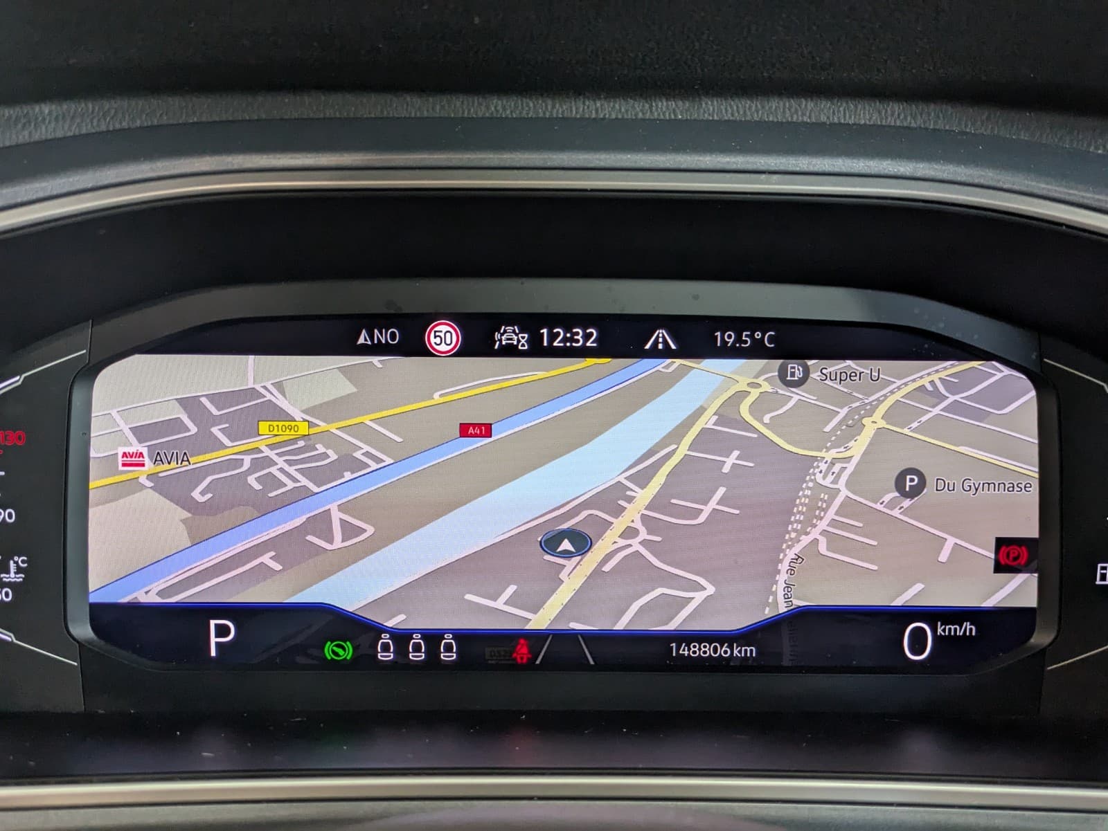 VOLKSWAGEN T-ROC 2.0 TDI 150cv DSG7 4Motion Style / CarPlay / Virtual Cockpit / Camera / TVA — photo 8