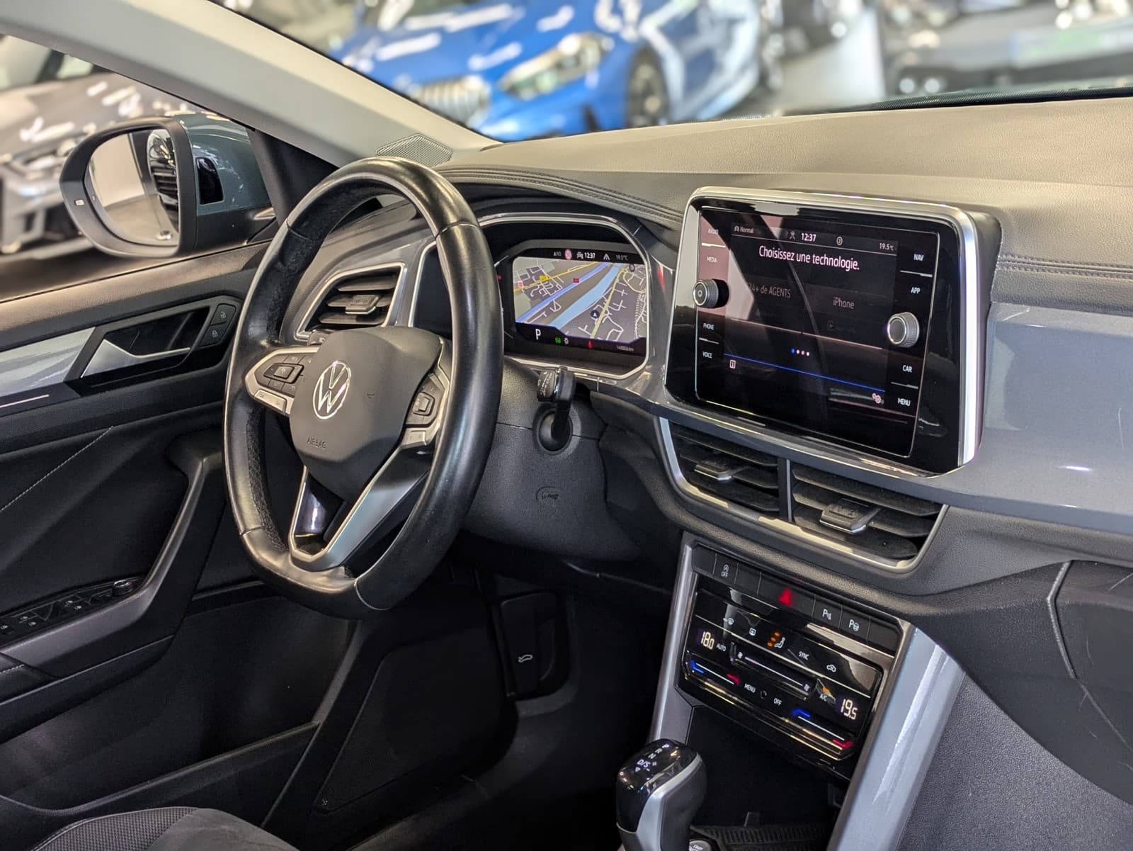 VOLKSWAGEN T-ROC 2.0 TDI 150cv DSG7 4Motion Style / CarPlay / Virtual Cockpit / Camera / TVA — photo 6