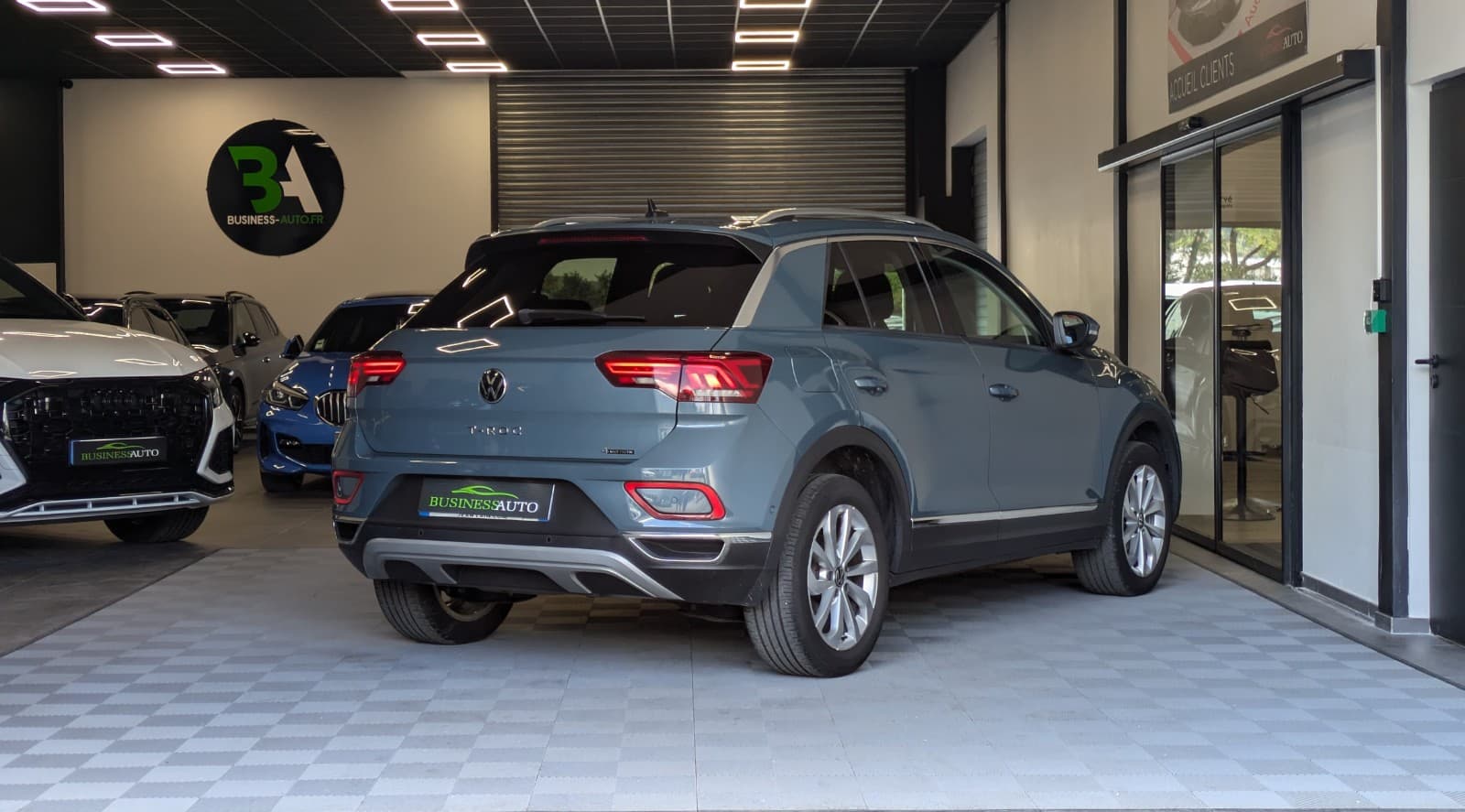 VOLKSWAGEN T-ROC 2.0 TDI 150cv DSG7 4Motion Style / CarPlay / Virtual Cockpit / Camera / TVA — photo 9
