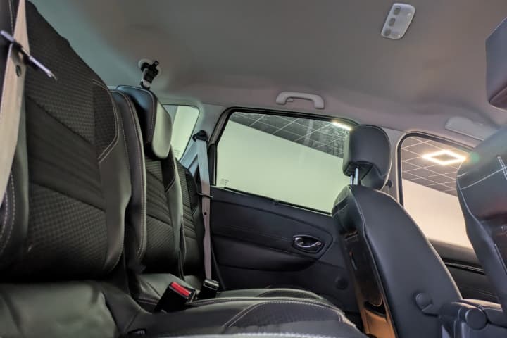 RENAULT SCENIC TCe 130cv Energy Bose Edition / GPS / Caméra de recul / Bluetooth — photo 4