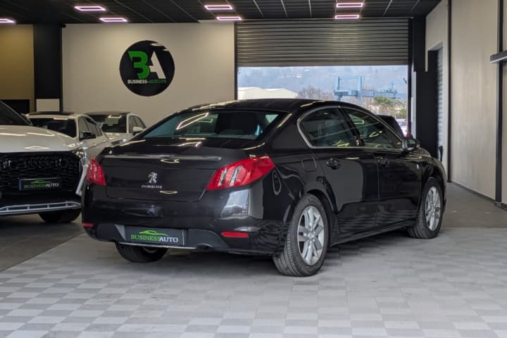 PEUGEOT 508 2.0 HDi 163ch FAP BMP6 + Electric 37ch Allure — photo 10