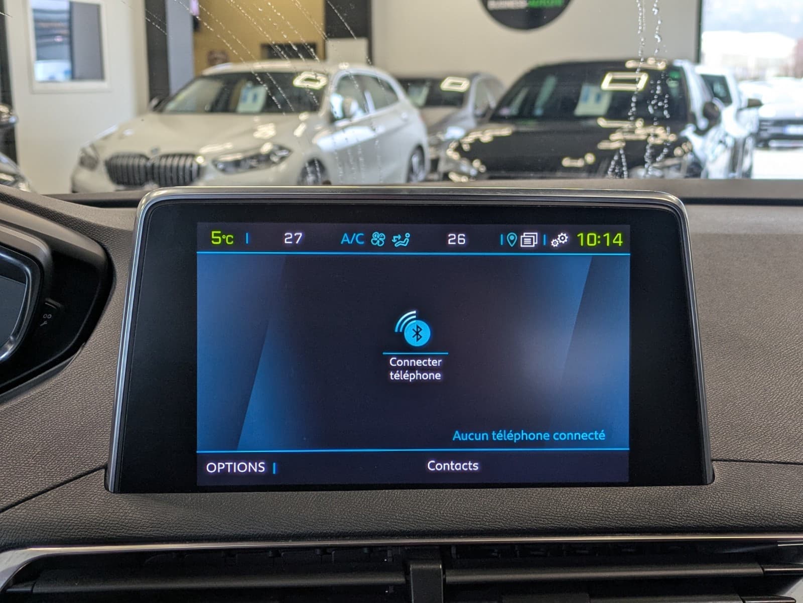 PEUGEOT 3008 Hybrid4 300cv e-EAT8 GT / GPS / Caméra de recul / CarPlay — photo 12