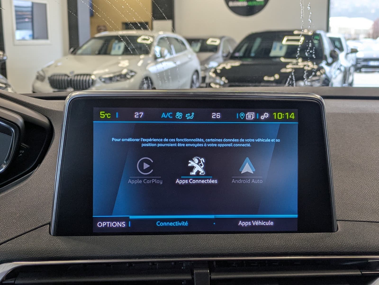 PEUGEOT 3008 Hybrid4 300cv e-EAT8 GT / GPS / Caméra de recul / CarPlay — photo 11
