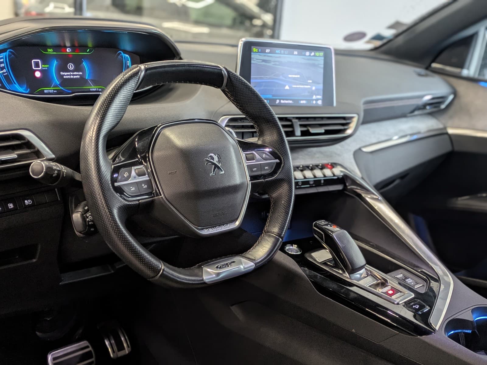 PEUGEOT 3008 Hybrid4 300cv e-EAT8 GT / GPS / Caméra de recul / CarPlay — photo 7