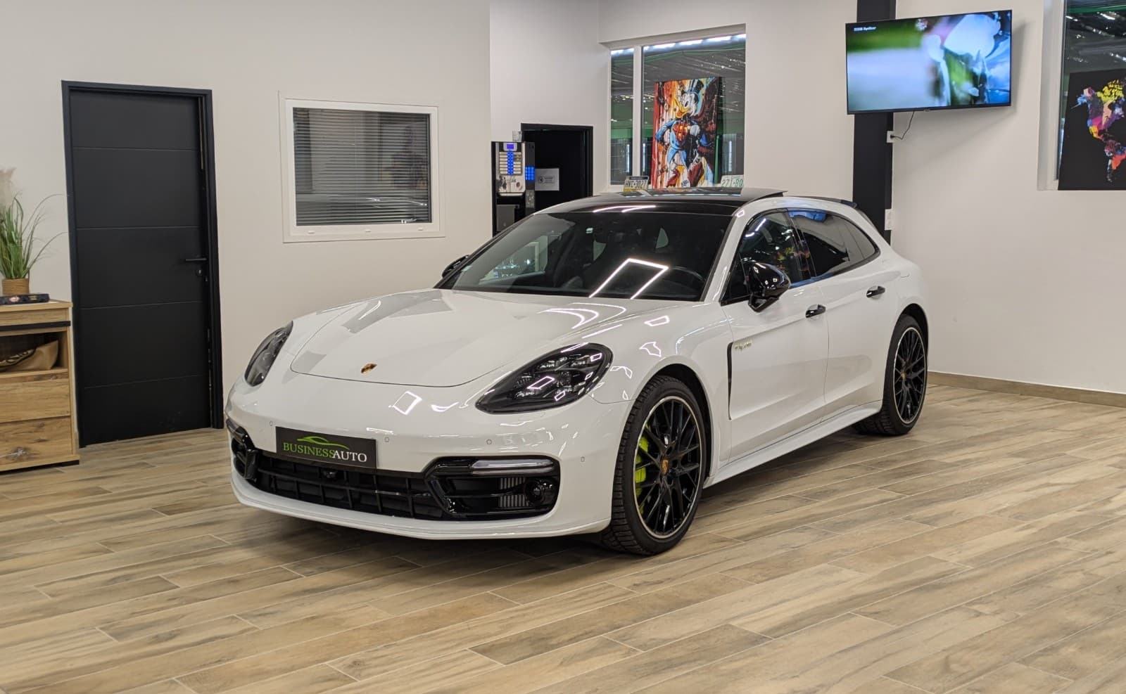 PORSCHE PANAMERA