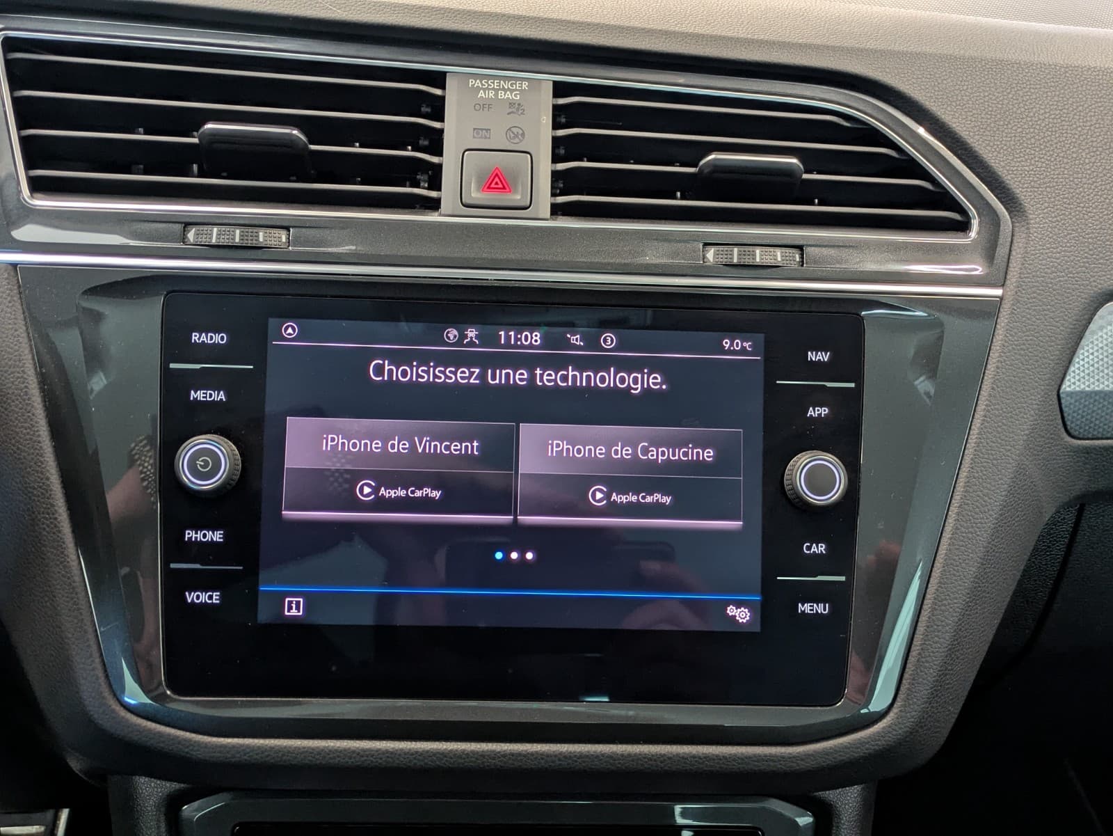 VOLKSWAGEN TIGUAN 2.0L TDI 150cv DSG7 Active / GPS / Caméra de recul / CarPlay — photo 11