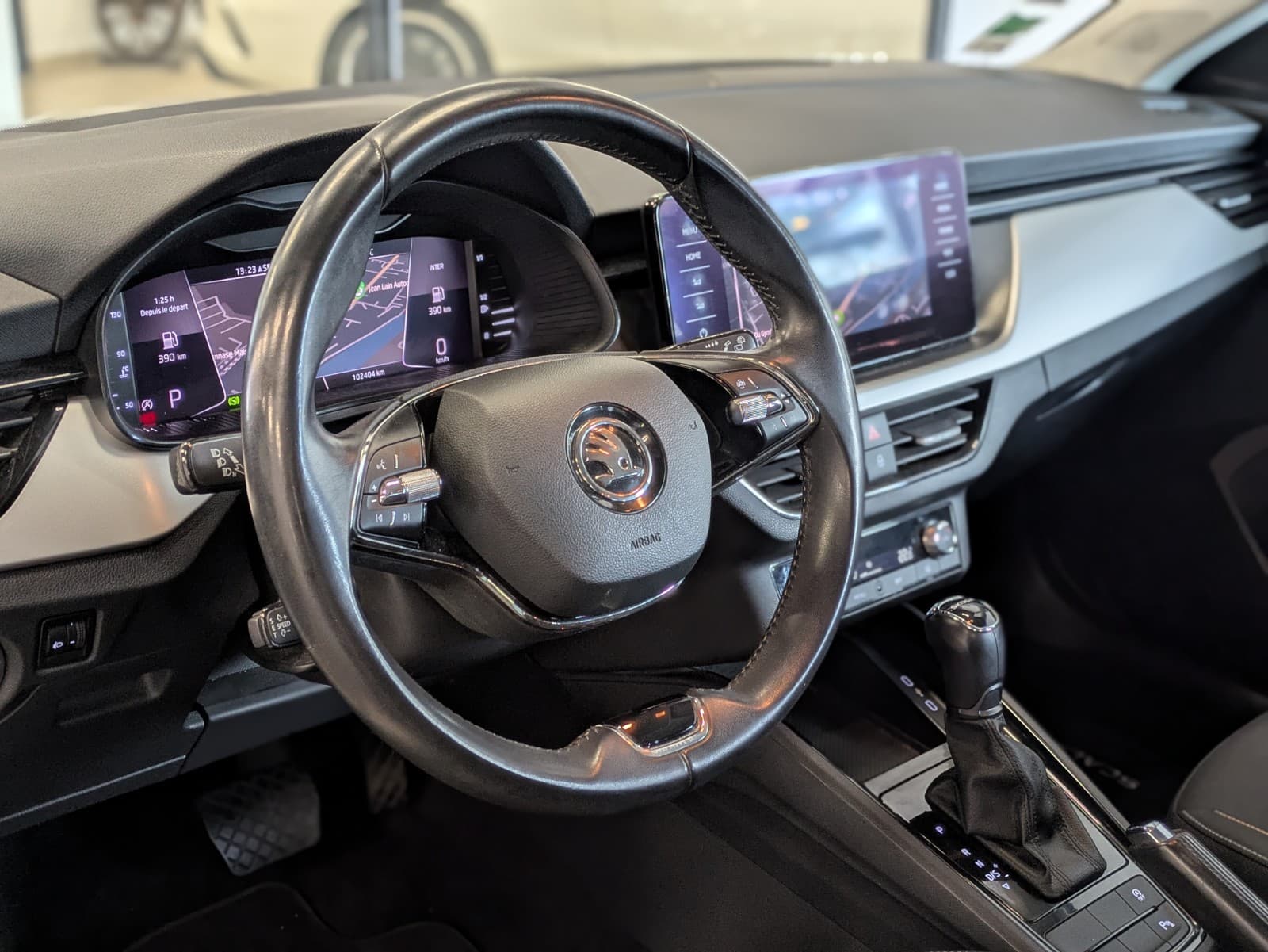 SKODA SCALA 1.6 TDI 116 ch DSG7 Business / Carplay / Aide au stationnement / GPS — photo 7