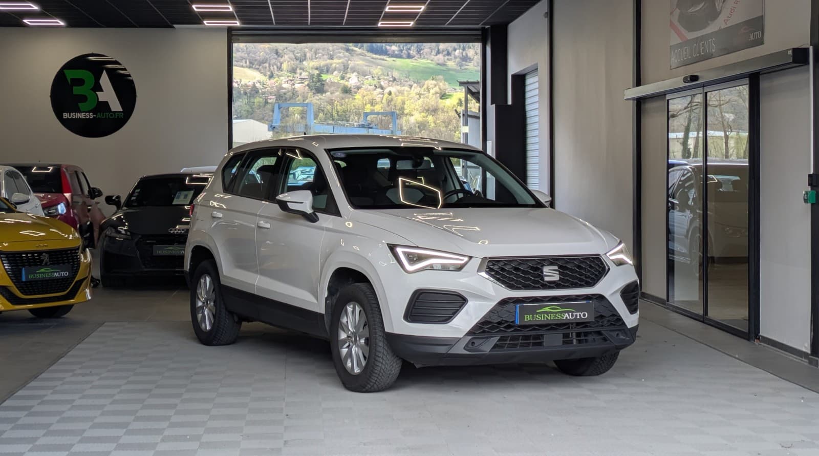 SEAT ATECA 1.0 TSI 110 ch Start/Stop Reference / Keyless Go / Ecran Tactile / Crit'air 1 — photo 2