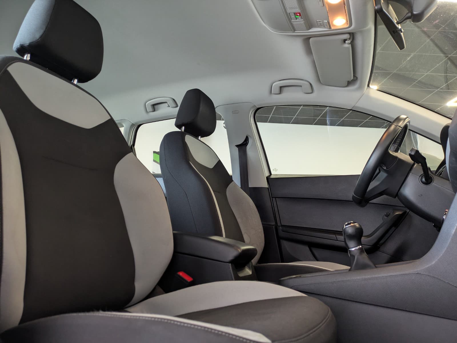 SEAT ATECA 1.0 TSI 110 ch Start/Stop Reference / Keyless Go / Ecran Tactile / Crit'air 1 — photo 5