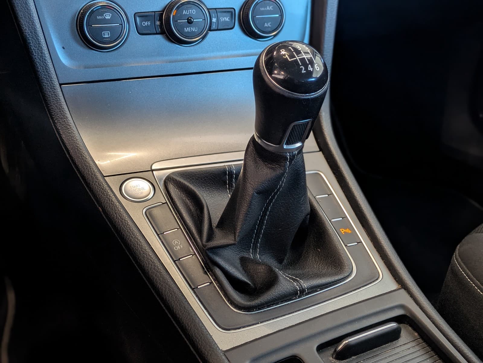 VOLKSWAGEN GOLF 1.4 TSI 122cv BMT Lounge / Camera / GPS / Keyless GO / Crit'Air 1 — photo 8