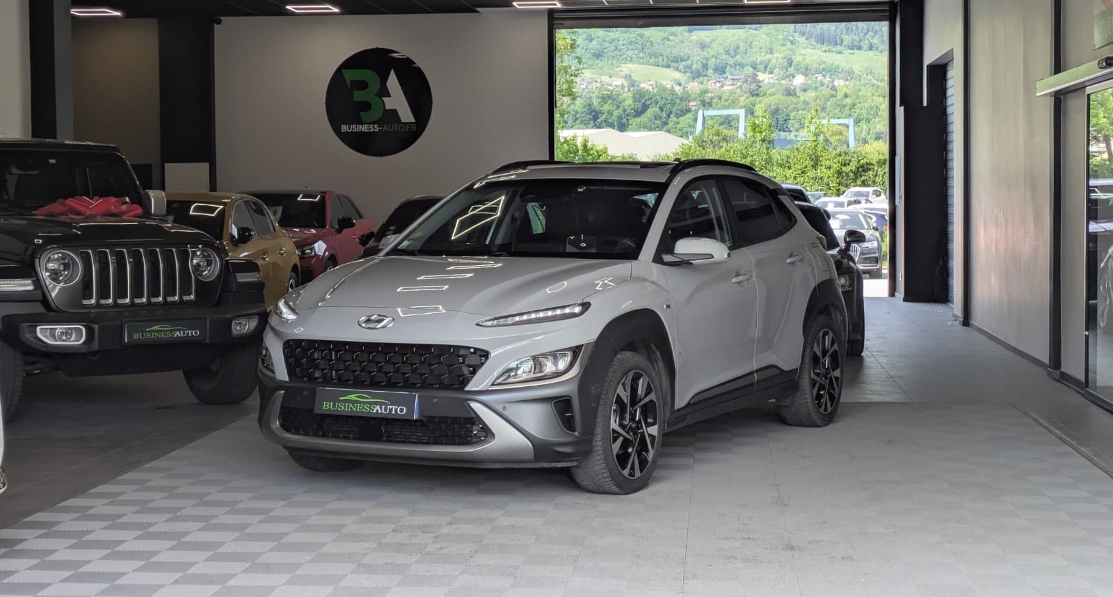 HYUNDAI KONA