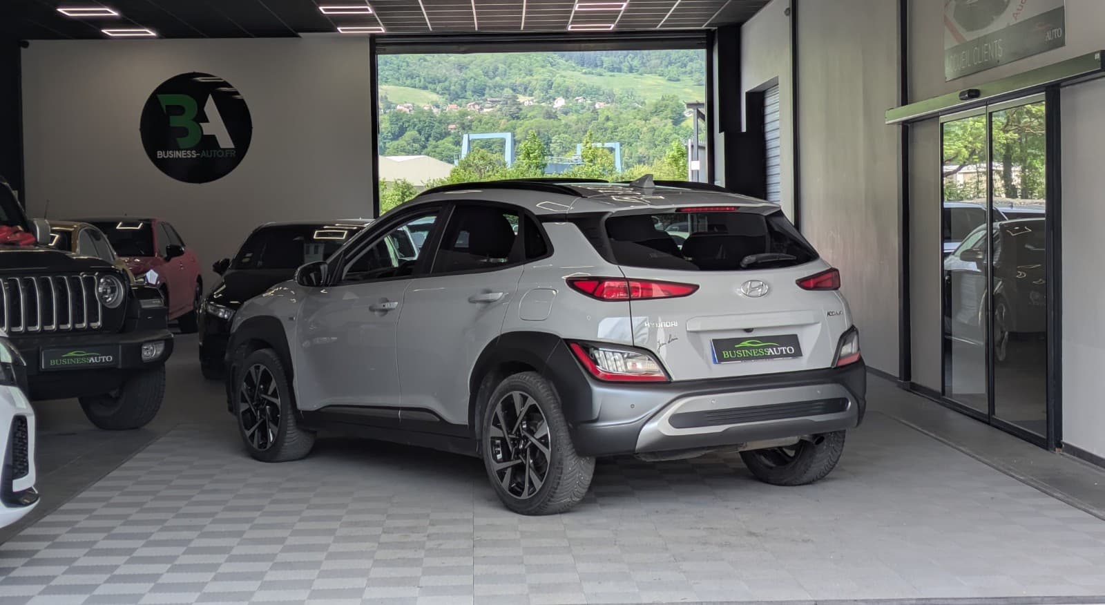HYUNDAI KONA 1.6 CRDi 136cv DCT-7 Hybrid 48V Executive / GPS / CarPlay / Caméra de recul — photo 10