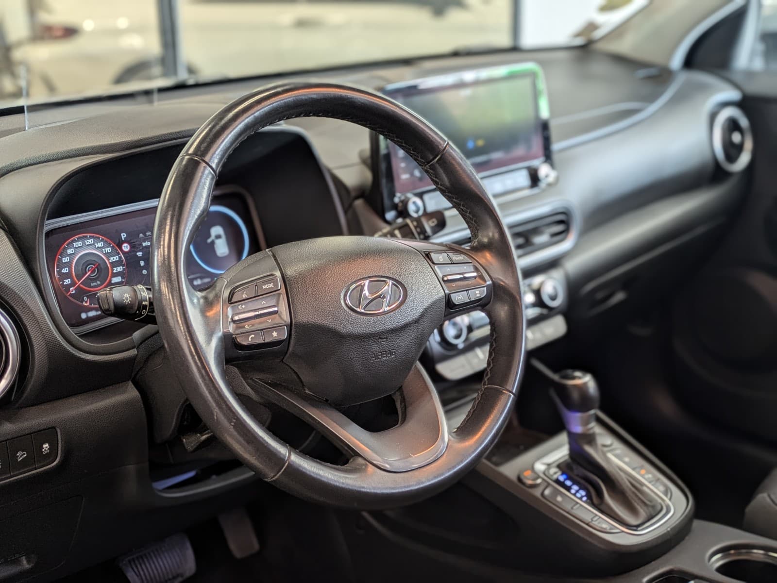 HYUNDAI KONA 1.6 CRDi 136cv DCT-7 Hybrid 48V Executive / GPS / CarPlay / Caméra de recul — photo 7