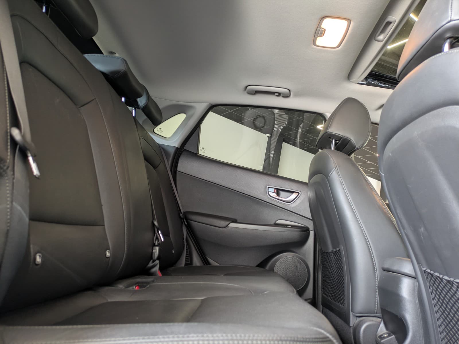 HYUNDAI KONA 1.6 CRDi 136cv DCT-7 Hybrid 48V Executive / GPS / CarPlay / Caméra de recul — photo 4