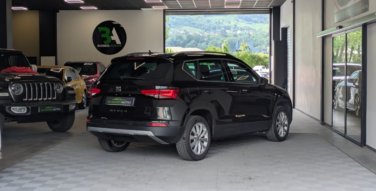 SEAT ATECA 1.5 TSI 150cv ACT Start/Stop DSG7 Style / GPS / Caméra de recul / CarPlay — photo 9