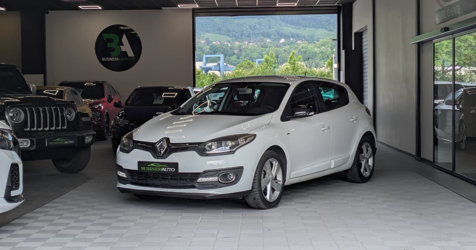 RENAULT MEGANE