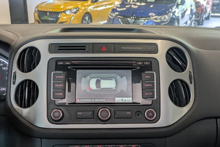 VOLKSWAGEN TIGUAN 2.0 TDI 140 FAP BlueMotion Technology Cup 4Motion DSG7 — photo 11