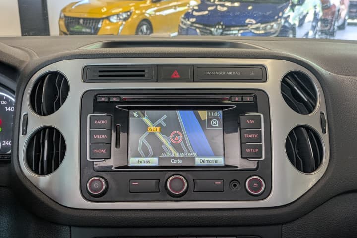 VOLKSWAGEN TIGUAN 2.0 TDI 140 FAP BlueMotion Technology Cup 4Motion DSG7 — photo 8