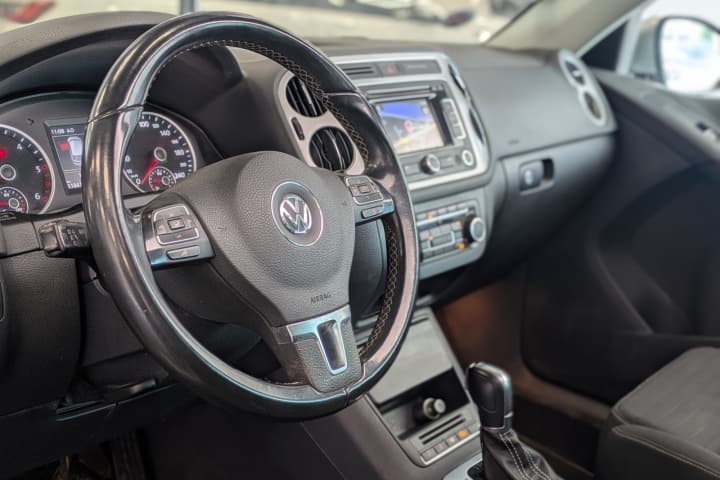VOLKSWAGEN TIGUAN 2.0 TDI 140 FAP BlueMotion Technology Cup 4Motion DSG7 — photo 6