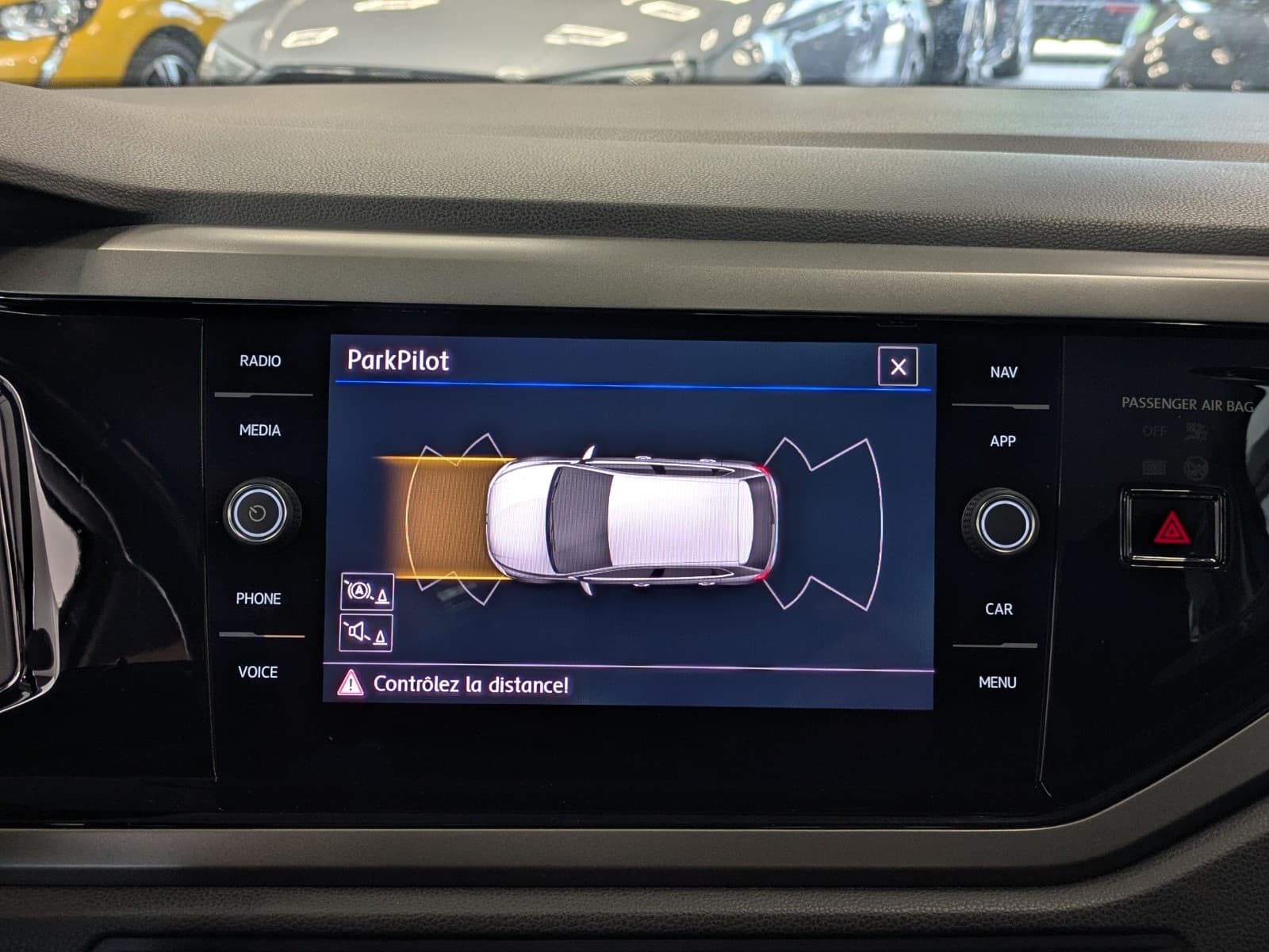 VOLKSWAGEN POLO TSI 95cv Confortline / GPS / Bluetooth / Crit'Air 1 — photo 8