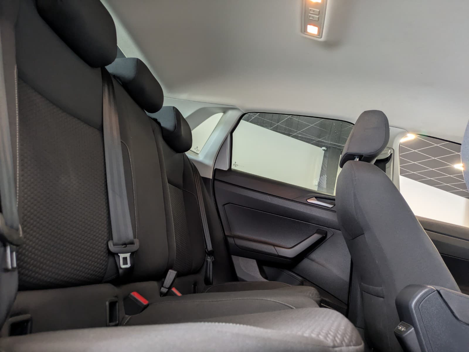VOLKSWAGEN POLO TSI 95cv Confortline / GPS / Bluetooth / Crit'Air 1 — photo 5