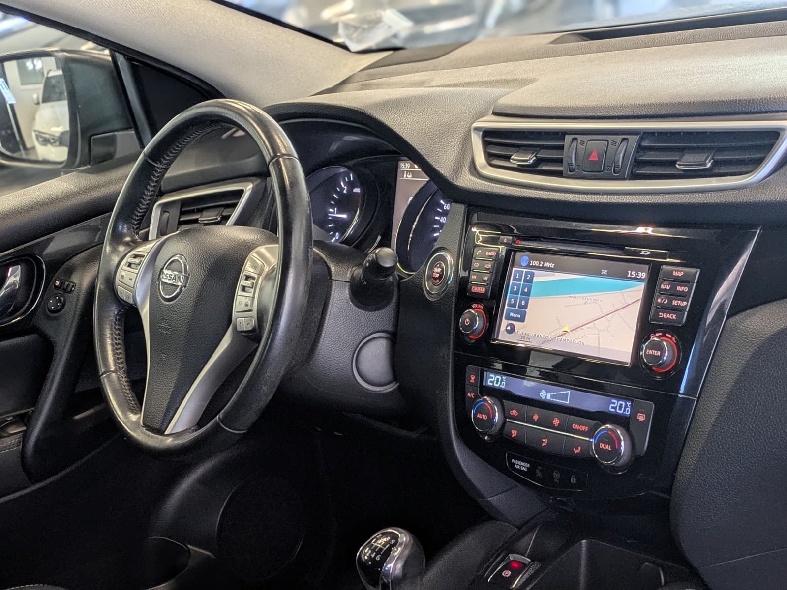 NISSAN QASHQAI 1.6 dCi 130cv Tekna / GPS / Camera 360 / ACC — photo 5