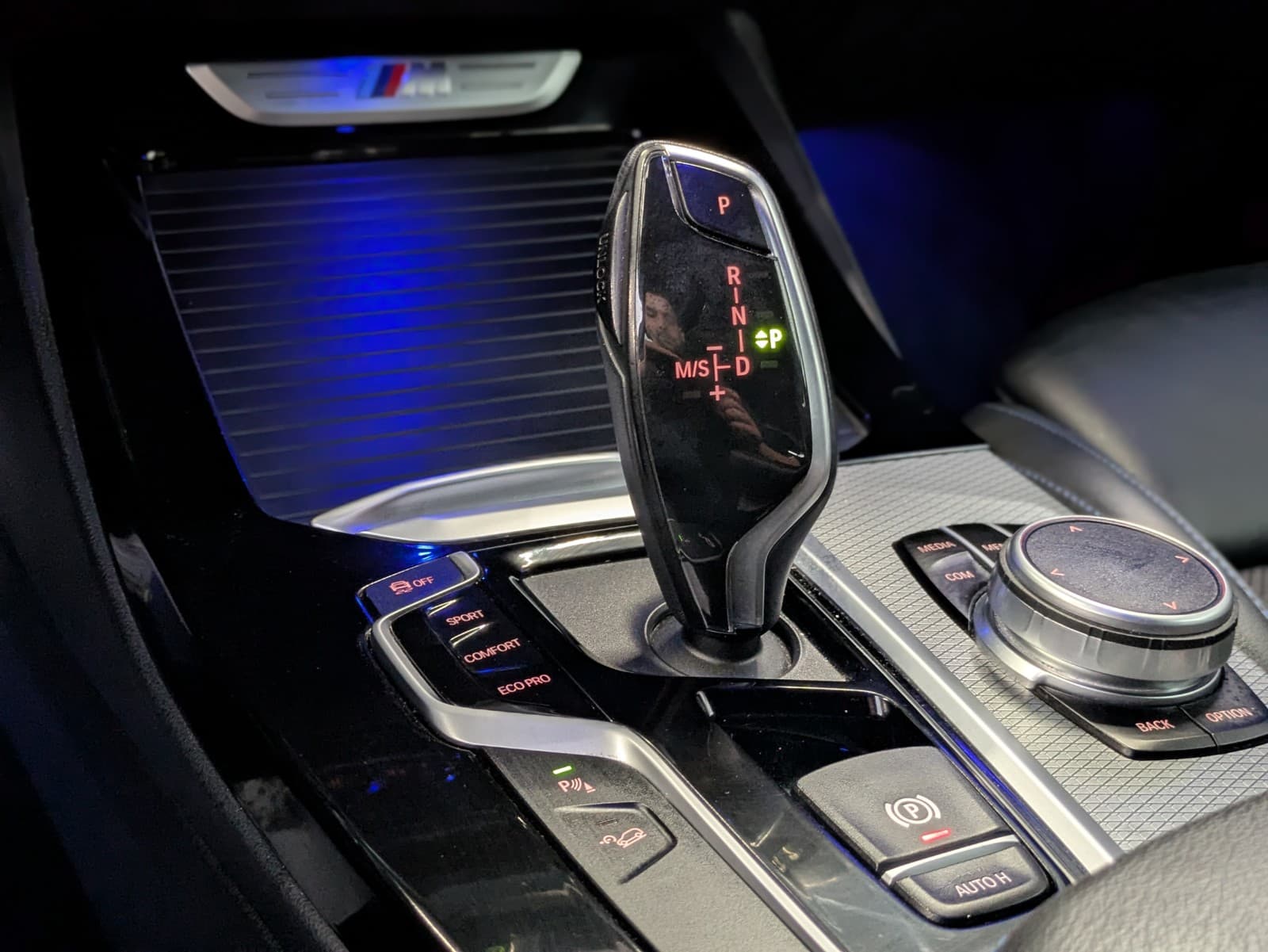 BMW X3 M40i 354cv BVA8 / Affichage Tete Haute / Camera / Virtual / Volant et Sièges Chauffants — photo 11