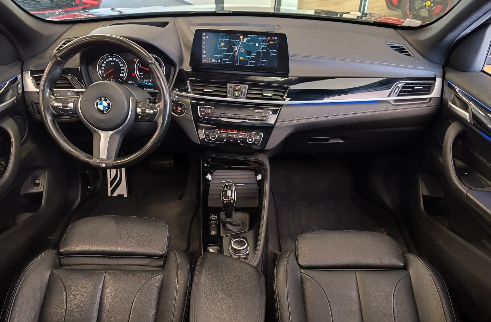 BMW X1 F48 LCI xDrive 18d 150cv BVA8 M Sport / Toit Ouvrant / CarPlay / Camera / Affichage Tete Haute — photo 3