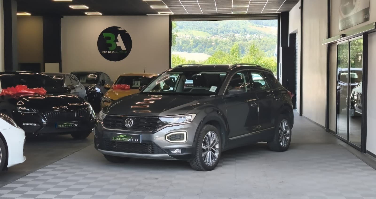 VOLKSWAGEN T-ROC