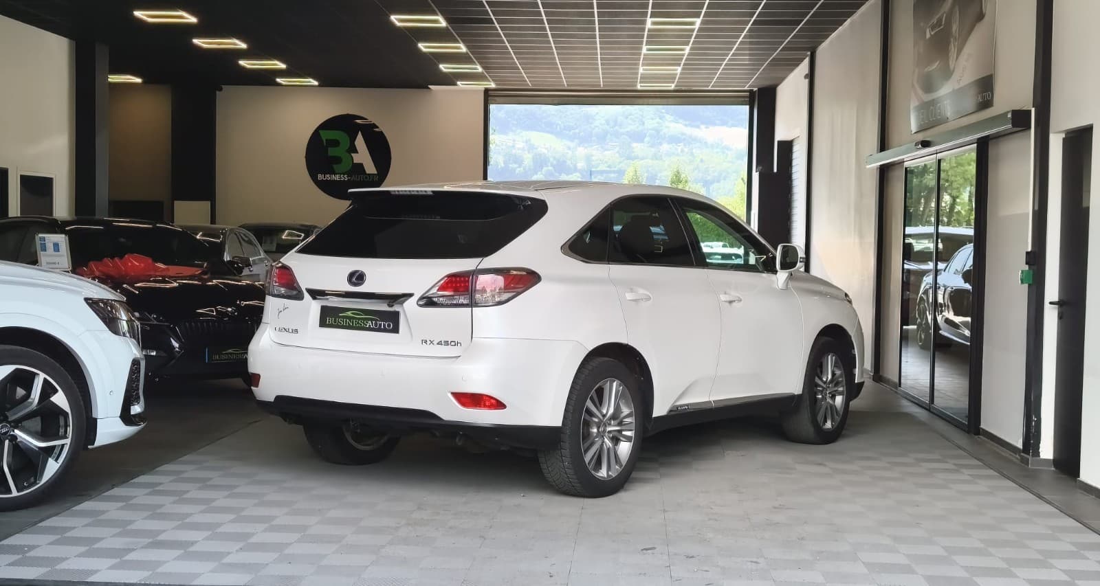 LEXUS RX 3.5 V6 299 AWD Série Limitée 25ème Anniversaire E-CVT — photo 9