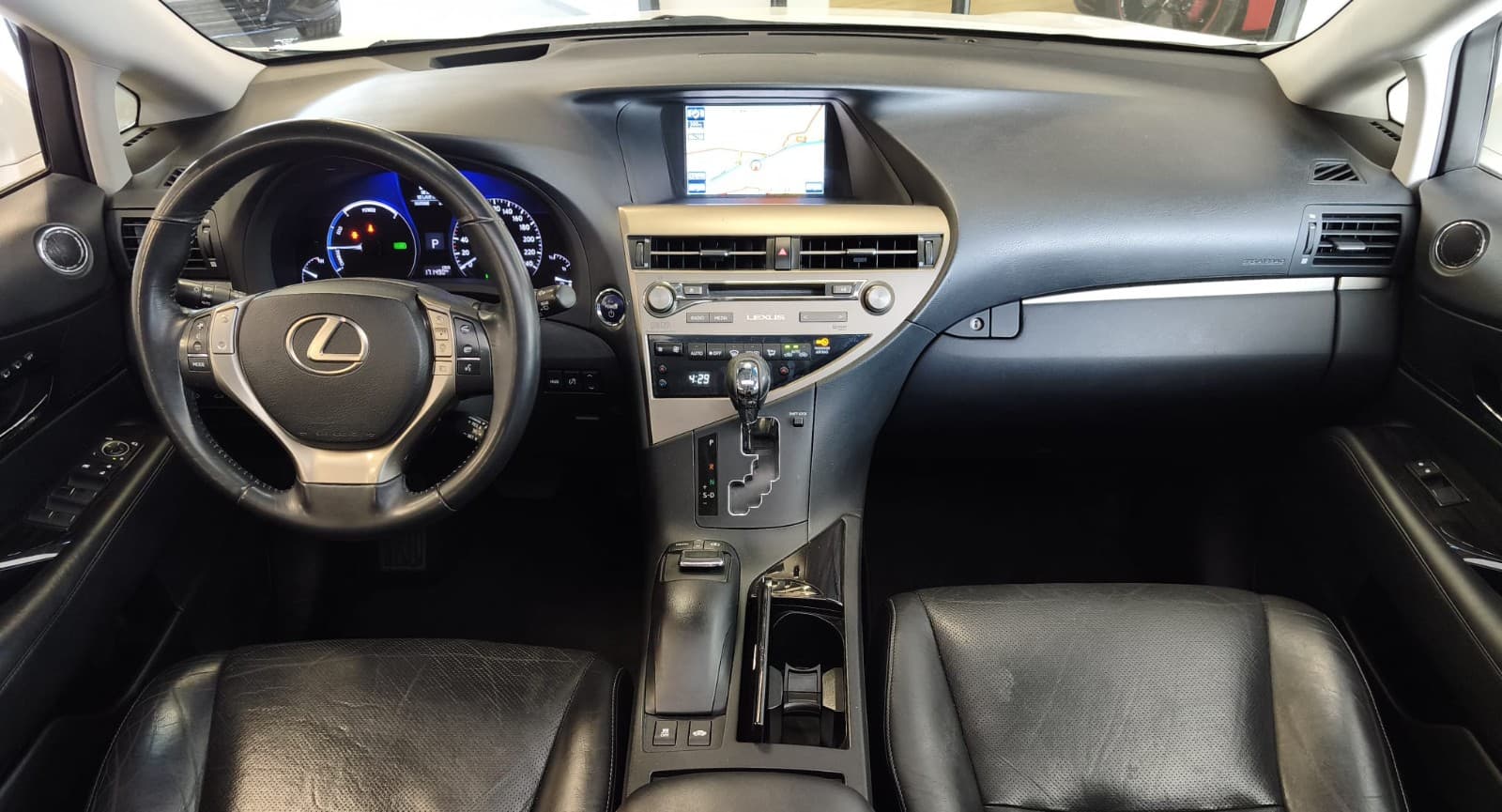 LEXUS RX 3.5 V6 299 AWD Série Limitée 25ème Anniversaire E-CVT — photo 3