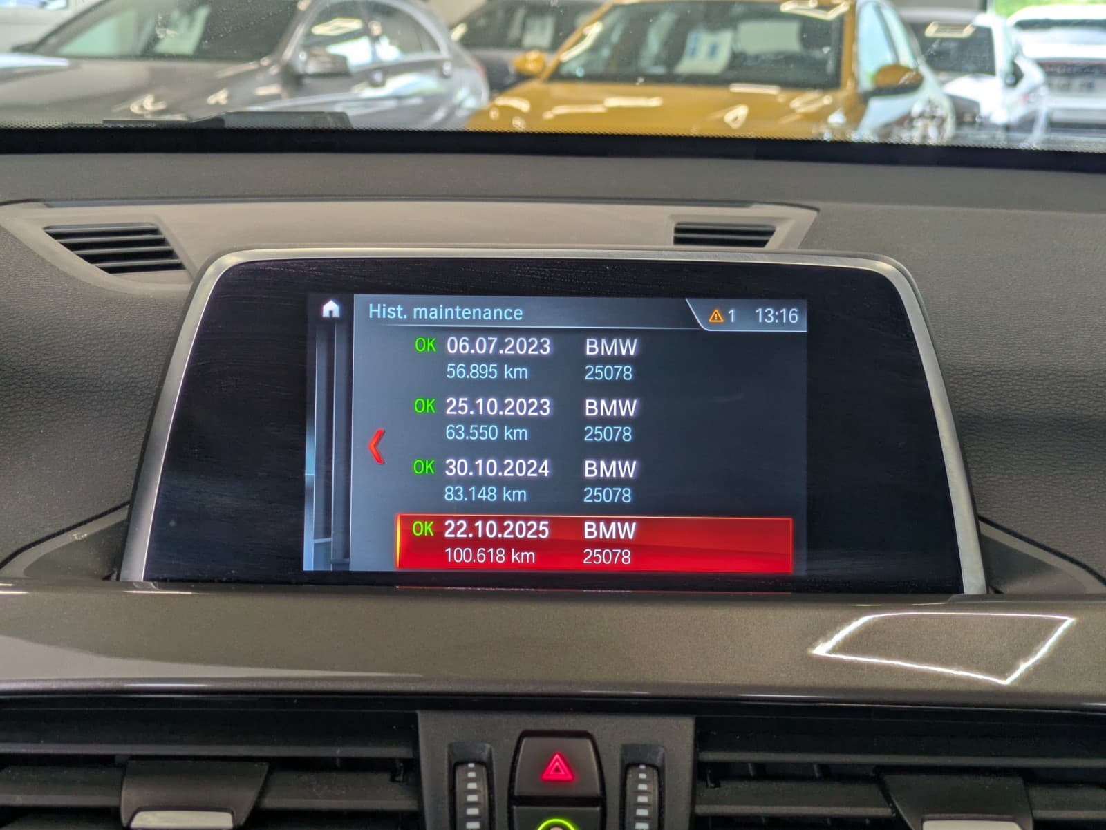 BMW X1 F48 LCI sDrive 18i 140cv xLine / Sièges Chauffants / GPS / Camera — photo 12