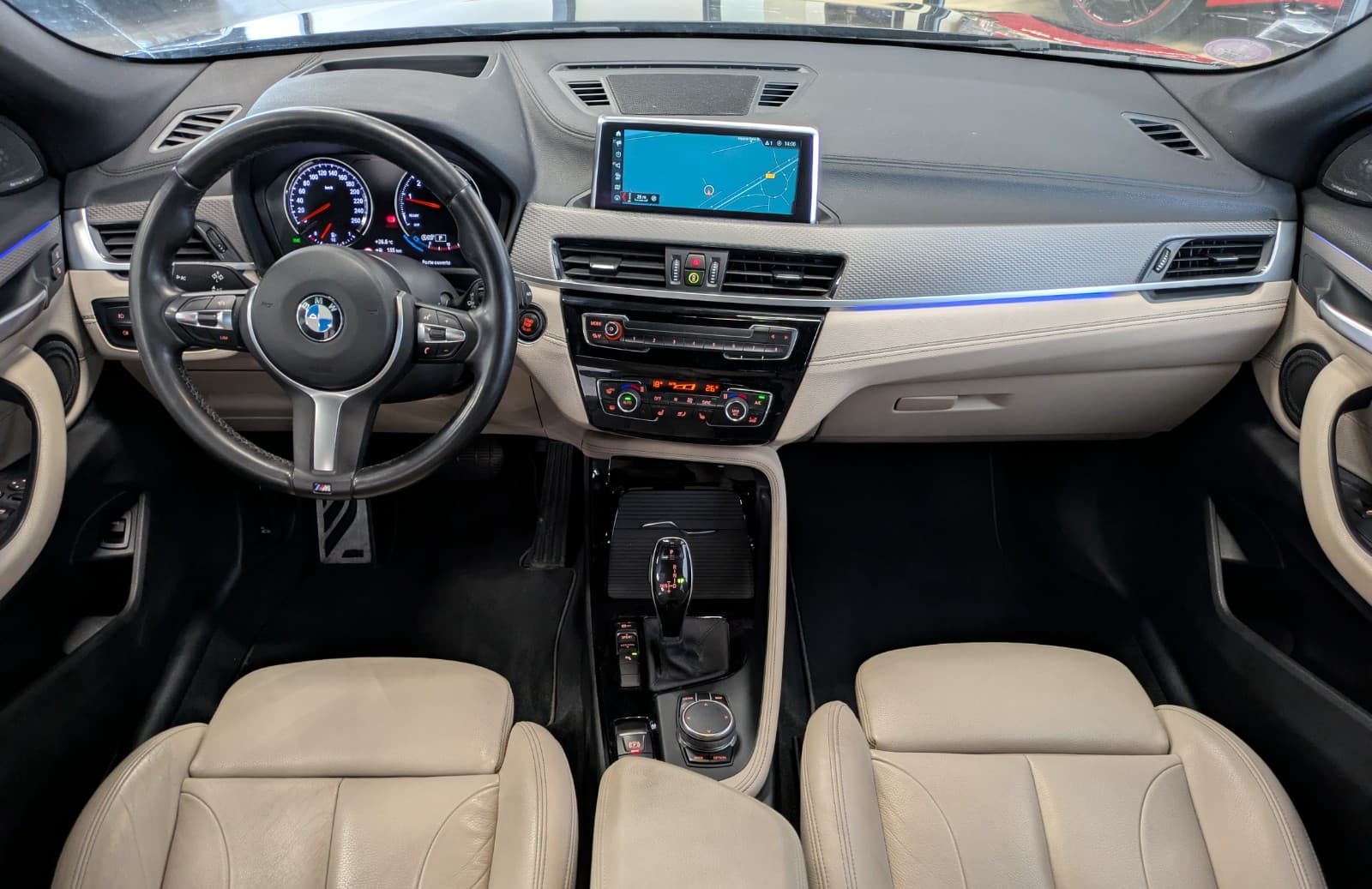 BMW X2 xDrive 20i 192cv BVA8 M Sport / Affichage Tete Haute / Sièges Chauffants / Camera — photo 3