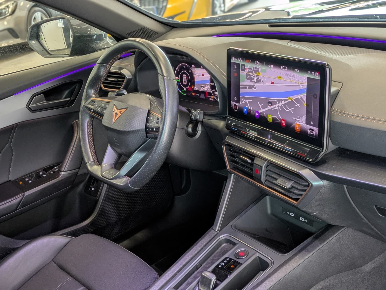 CUPRA FORMENTOR e-HYBRID 245cv DSG6 / GPS / CarPlay / Camera — photo 6
