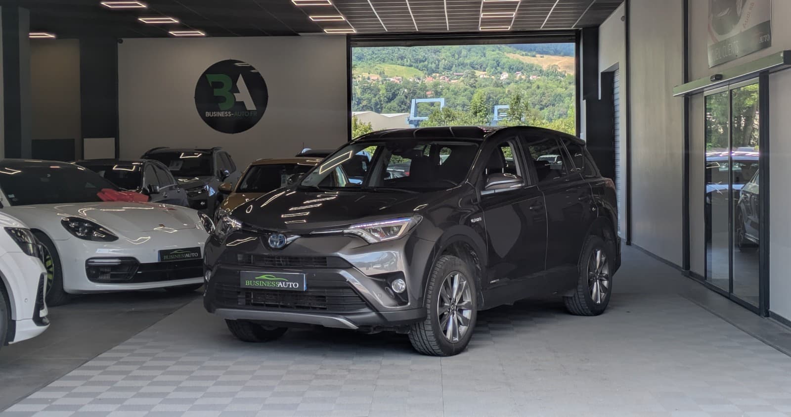 TOYOTA RAV4