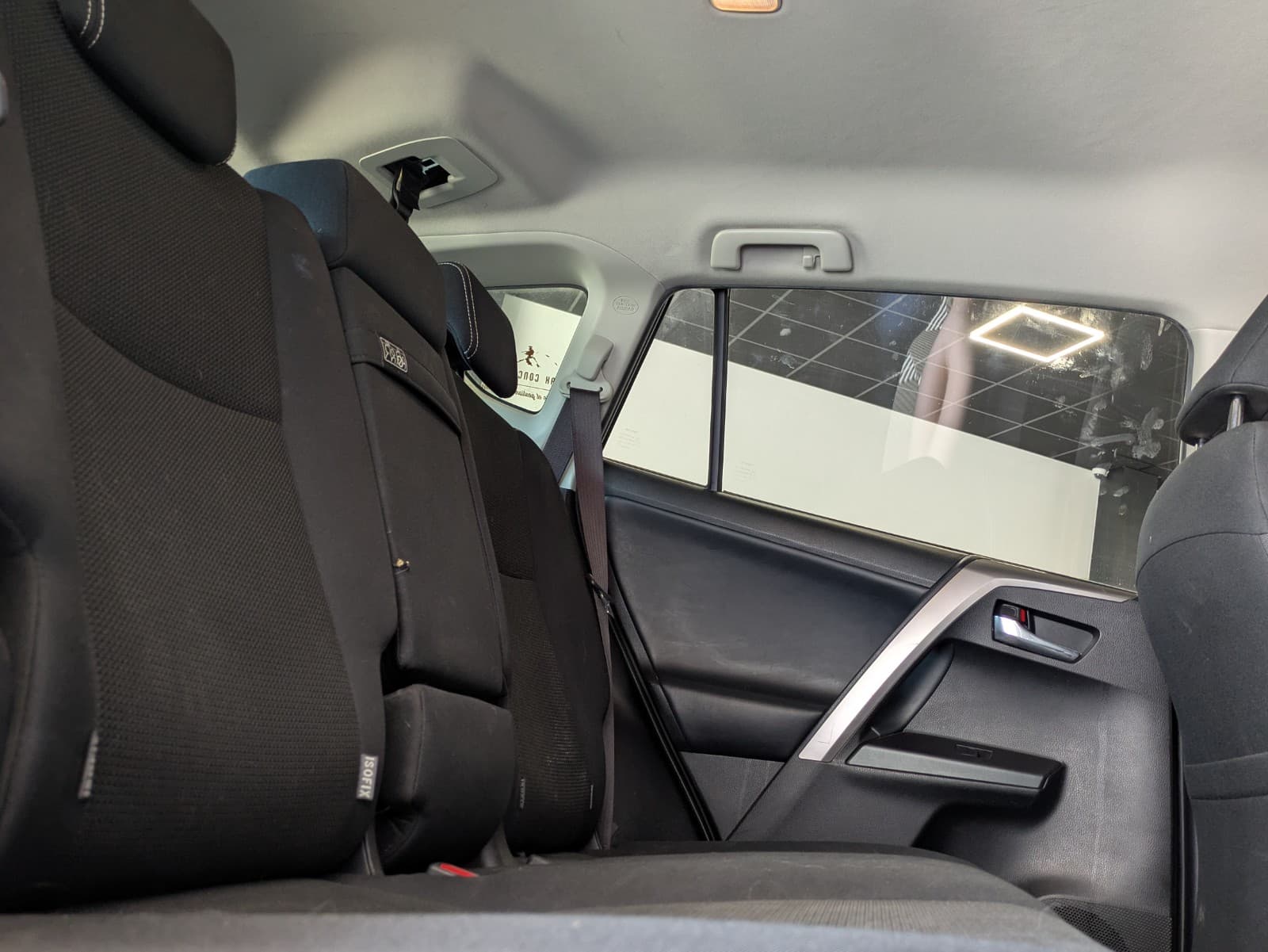 TOYOTA RAV4 2.5 HSD 197cv AWD Dynamic Edition / GPS / Camera / Crit'Air 1 — photo 4