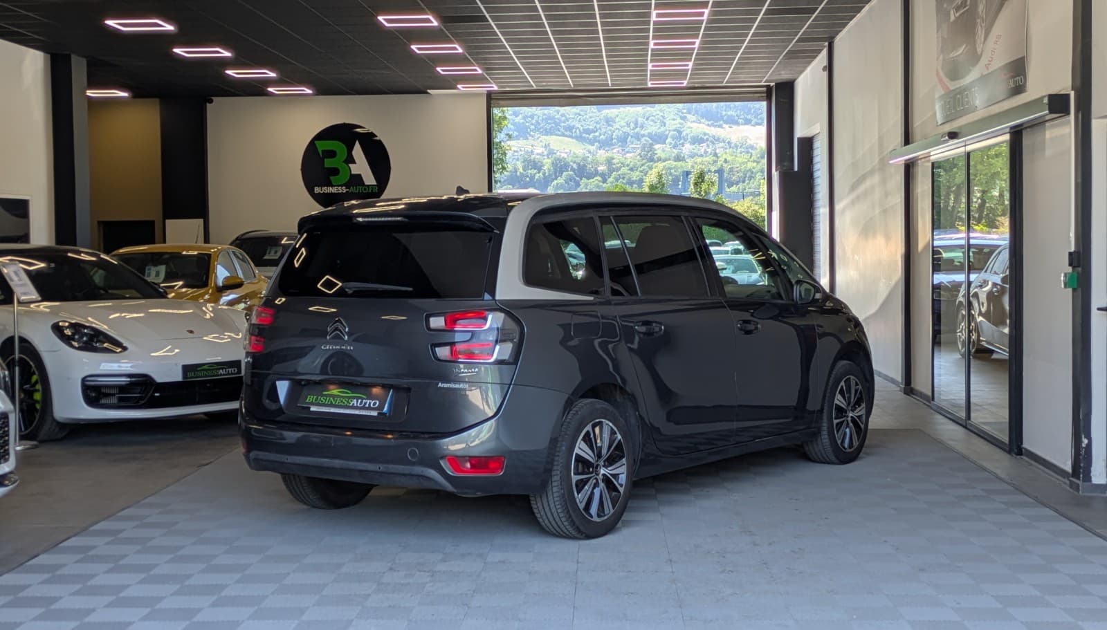 CITROEN C4 PICASSO HDi 120cv Feel / 7 Places / GPS / Camera — photo 9