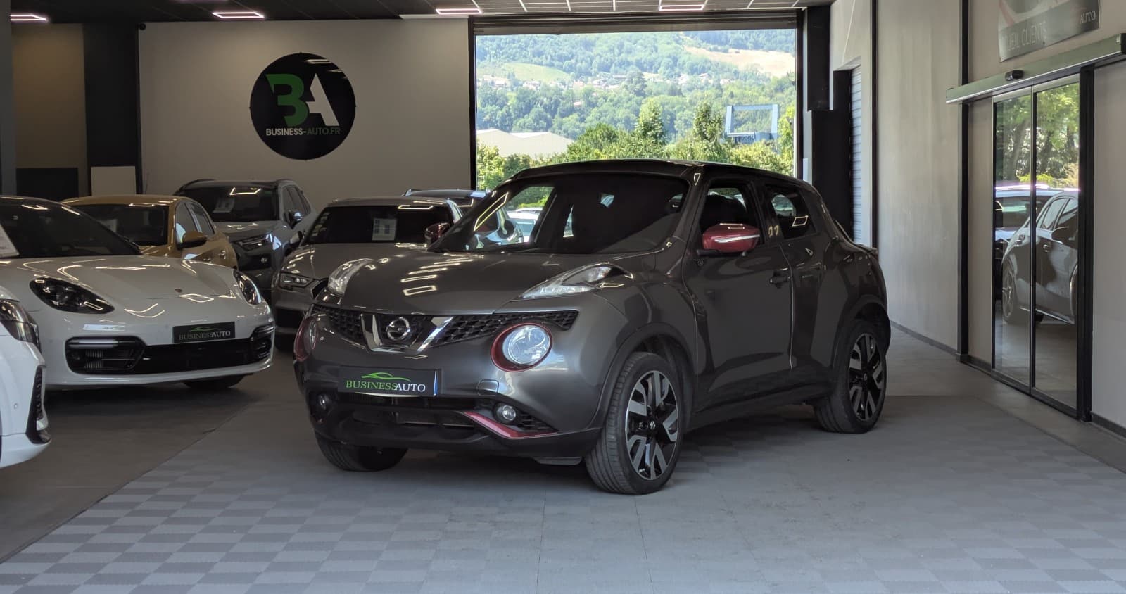 NISSAN JUKE