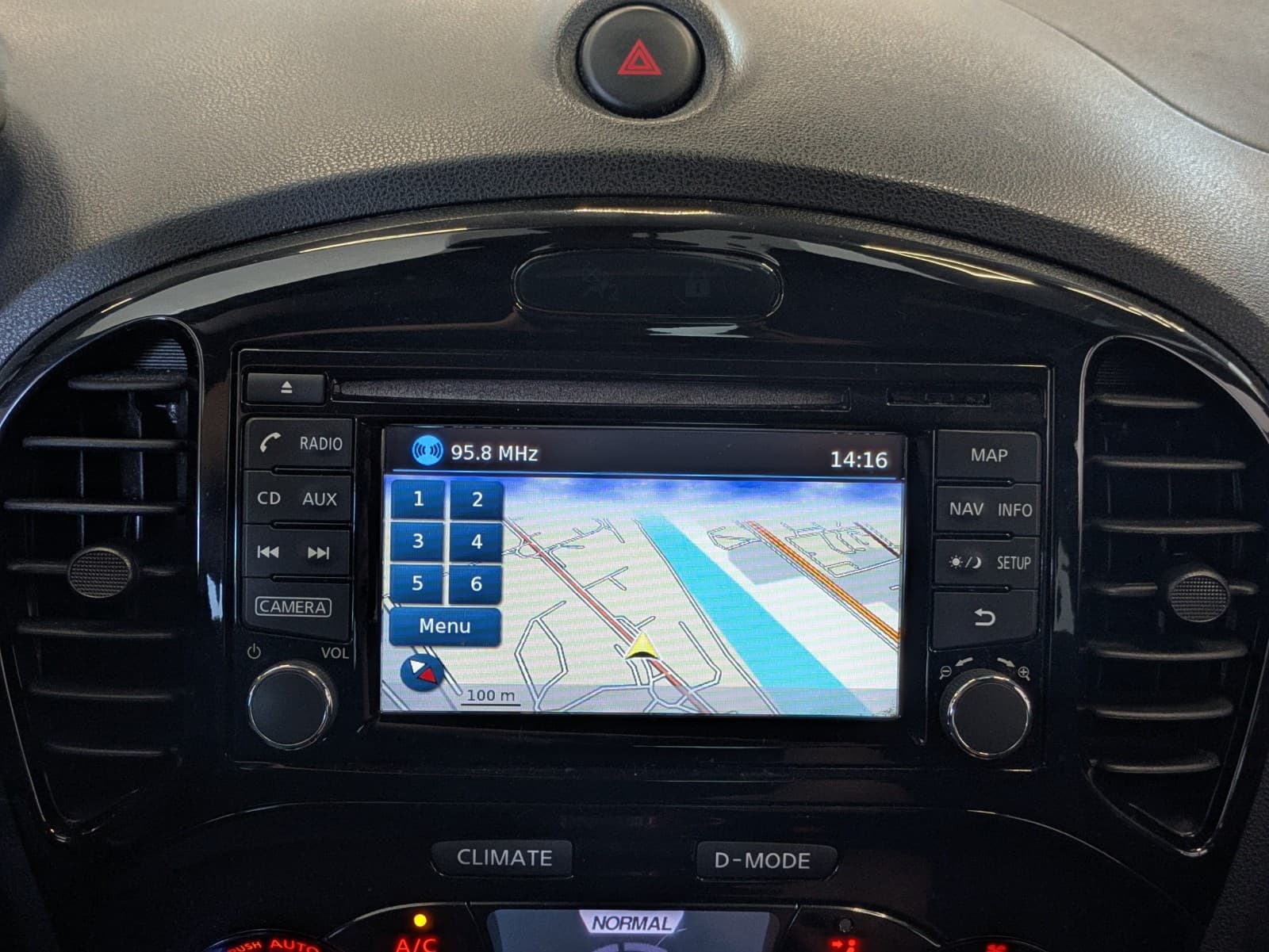 NISSAN JUKE 1.6e DIG-T 190 All-Mode 4x4-i Connect Edition Xtronic 7 A — photo 12