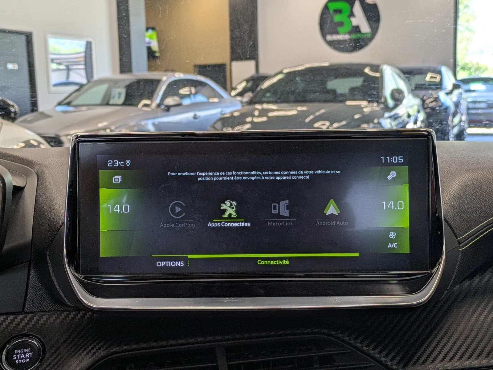 PEUGEOT 208 100cv S&S BVM6 GT Line / Phase 2 / Cockpit 3D / GPS / CarPlay / Camera — photo 12