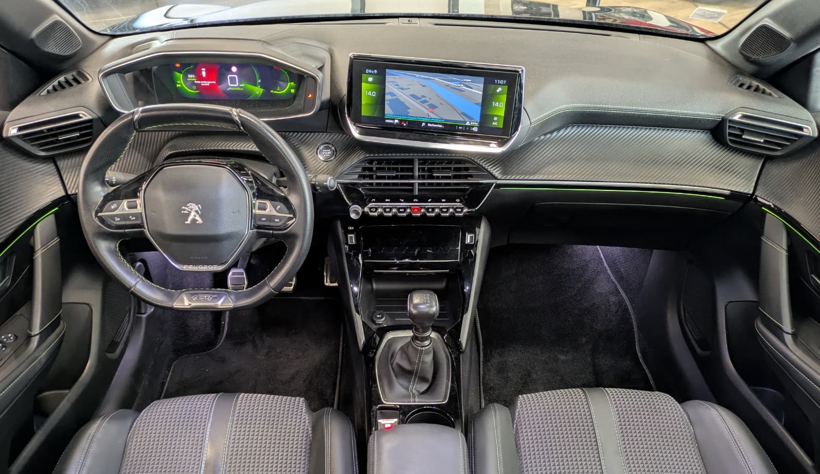 PEUGEOT 208 100cv S&S BVM6 GT Line / Phase 2 / Cockpit 3D / GPS / CarPlay / Camera — photo 3