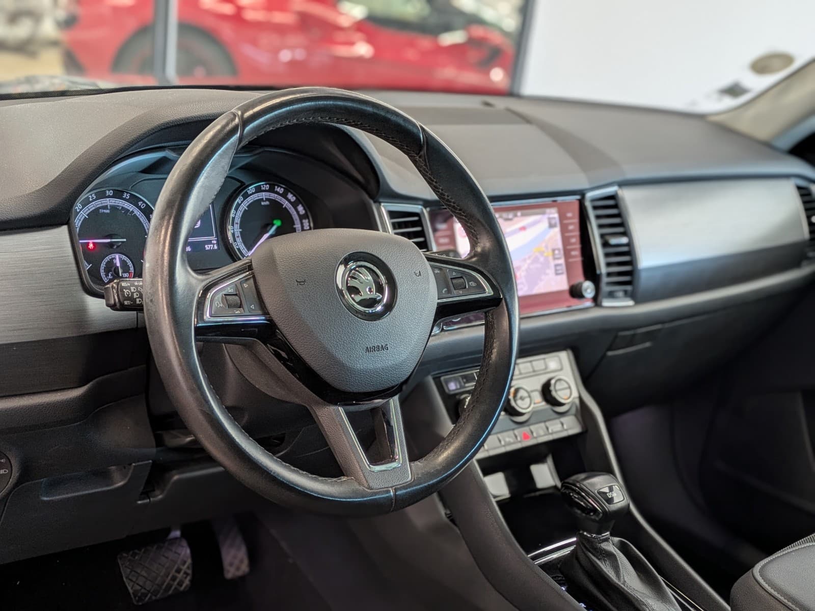 SKODA KODIAQ 2.0 TDI 150cv DSG7 7 Places Ambition / GPS / CarPlay / Camera — photo 8