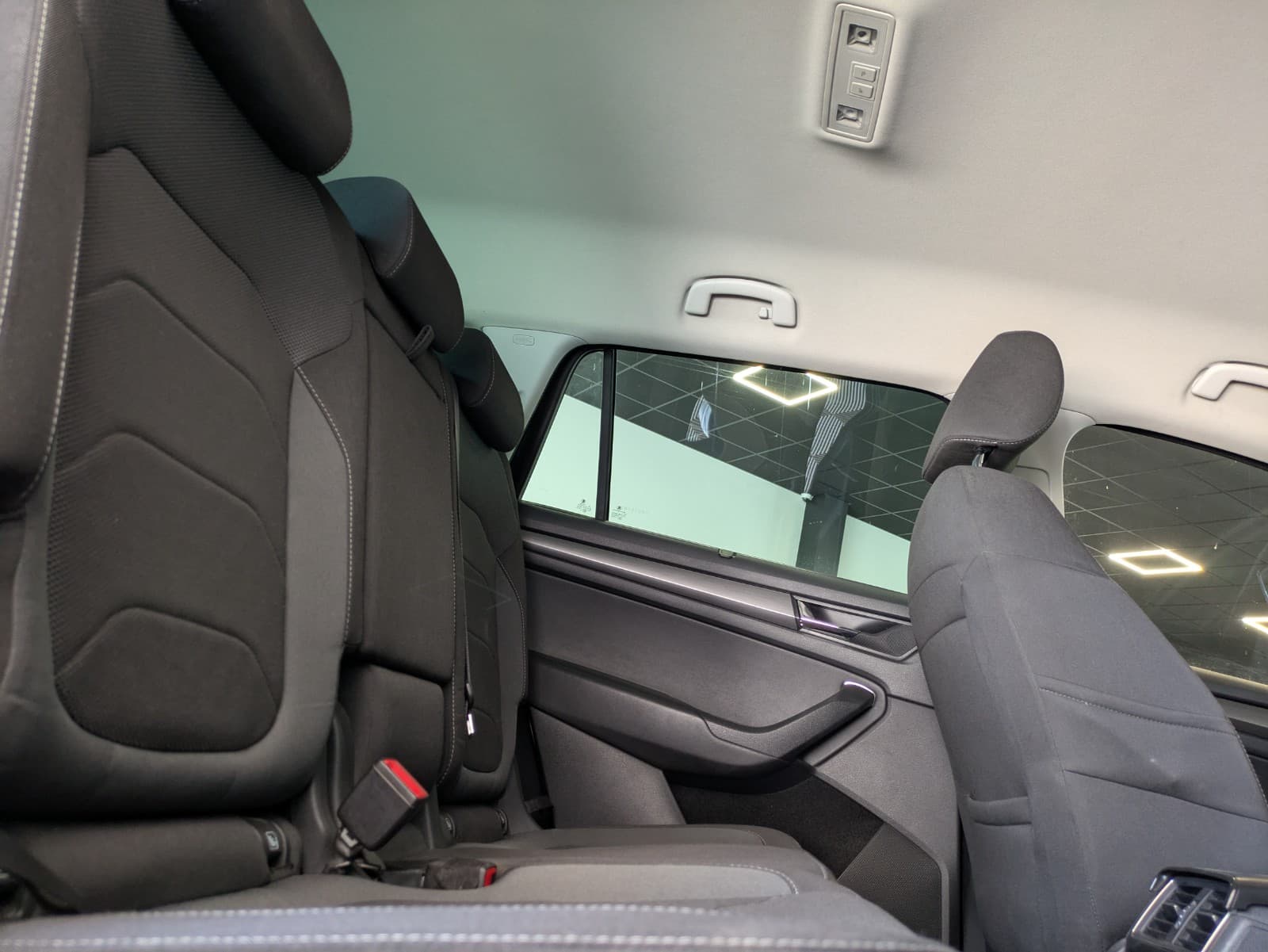 SKODA KODIAQ 2.0 TDI 150cv DSG7 7 Places Ambition / GPS / CarPlay / Camera — photo 4
