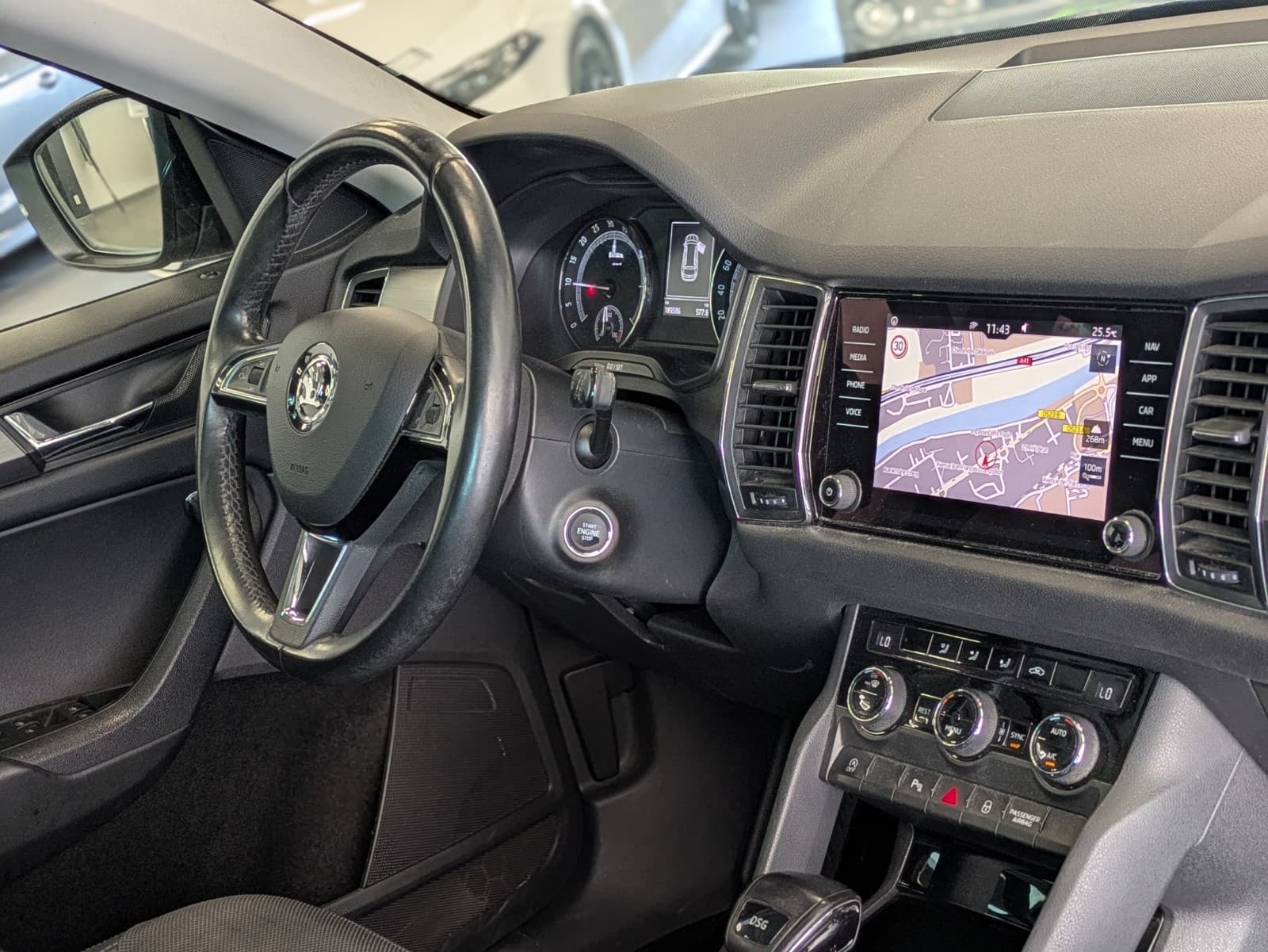 SKODA KODIAQ 2.0 TDI 150cv DSG7 7 Places Ambition / GPS / CarPlay / Camera — photo 7