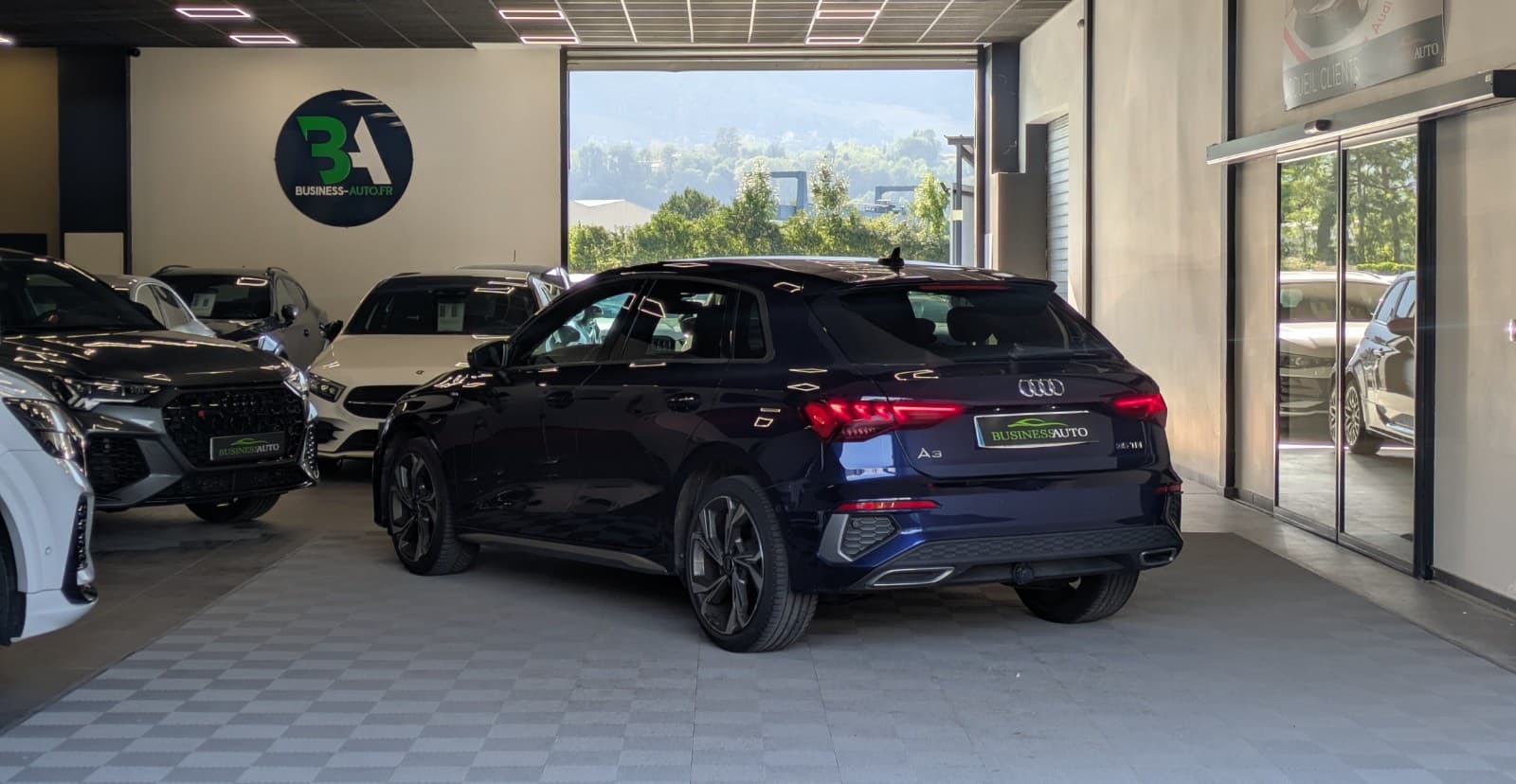 AUDI A3 35 TDI 150cv S tronic 7 S Line / Camera / GPS / CarPlay / Drive Select — photo 10