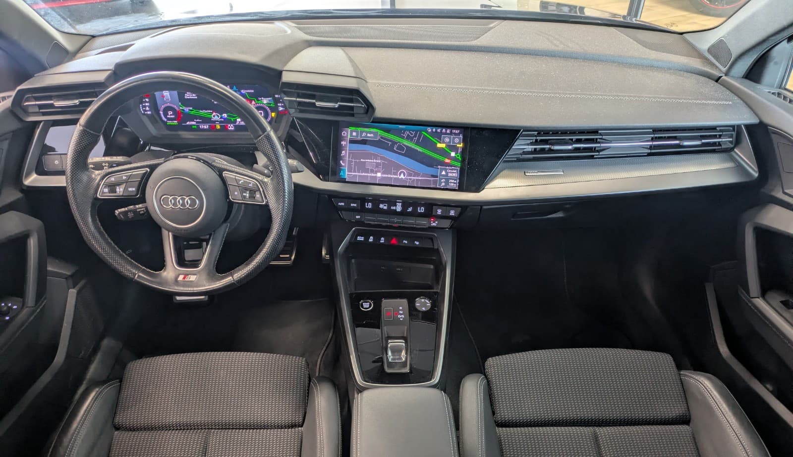 AUDI A3 35 TDI 150cv S tronic 7 S Line / Camera / GPS / CarPlay / Drive Select — photo 3