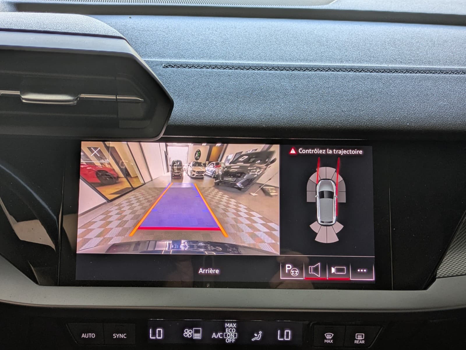 AUDI A3 35 TDI 150cv S tronic 7 S Line / Camera / GPS / CarPlay / Drive Select — photo 8